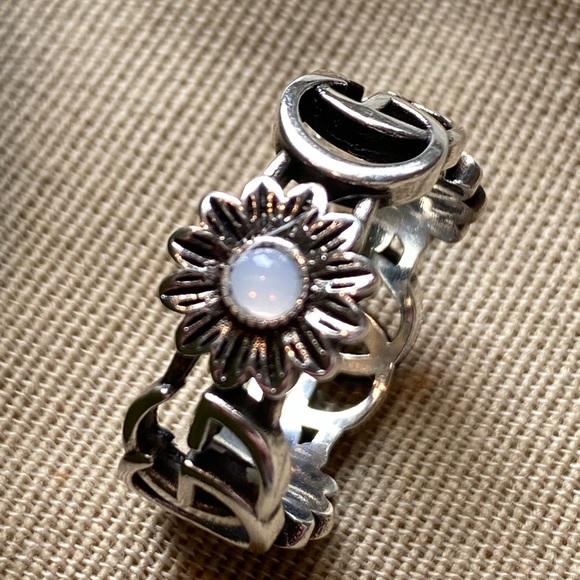 GENUINE GUCCI STERLING LOGO AND FLOWER BAND - Picture 6 of 10